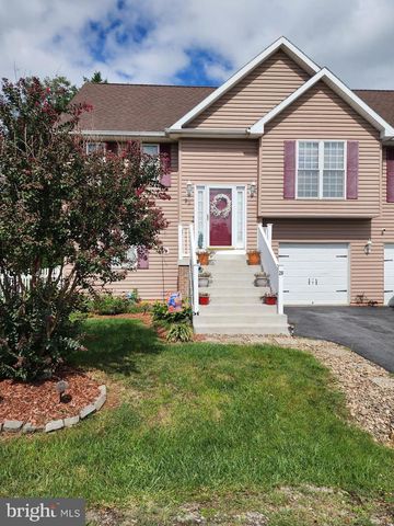 29 CLEMATIS CT, Martinsburg, WV 25401