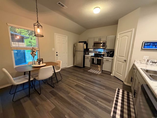 36 Spring Ridge Lane, Conway, AR 72032