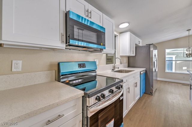 681 Janet Lane, Pahrump, NV 89060