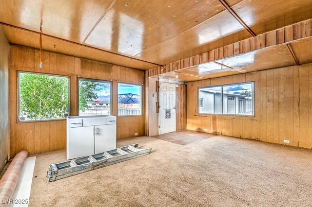 681 Janet Lane, Pahrump, NV 89060