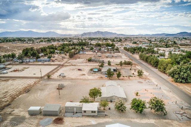 681 Janet Lane, Pahrump, NV 89060