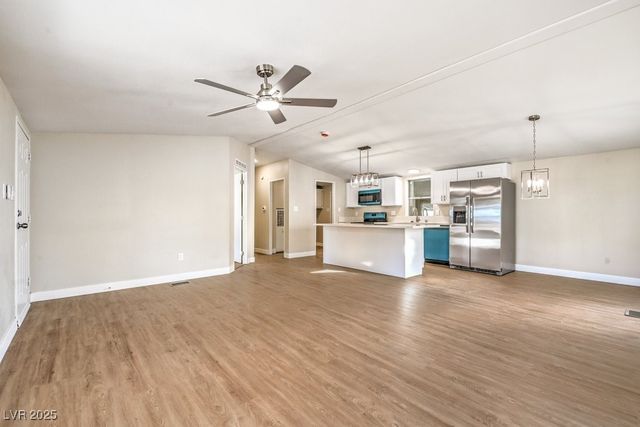 681 Janet Lane, Pahrump, NV 89060