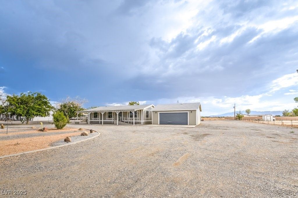 681 Janet Lane, Pahrump, NV 89060