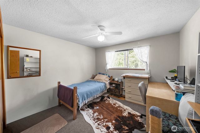 5111 21st Avenue SE, Lacey, WA 98503