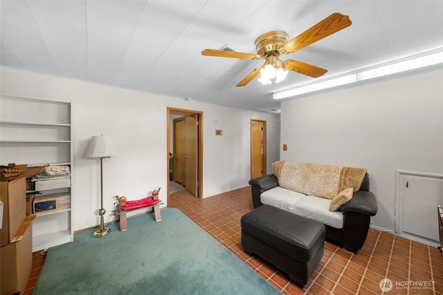 5111 21st Avenue SE, Lacey, WA 98503