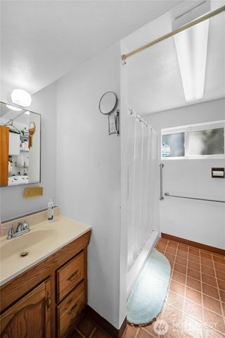 5111 21st Avenue SE, Lacey, WA 98503