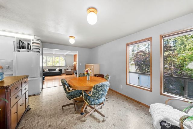 5111 21st Avenue SE, Lacey, WA 98503