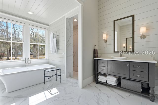 18 Gregorie Nck, Okatie, SC 29909