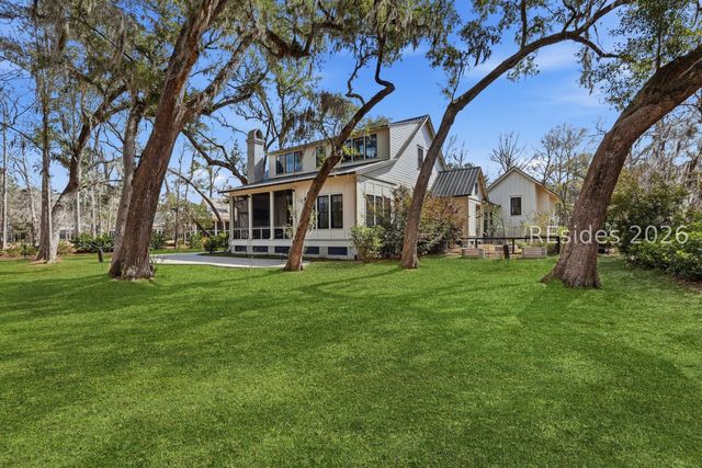 18 Gregorie Nck, Okatie, SC 29909