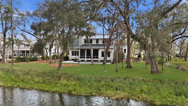 18 Gregorie Nck, Okatie, SC 29909