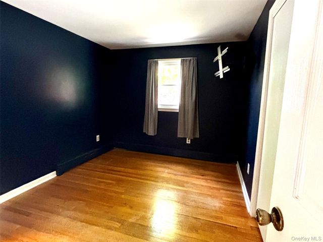 17 Woodland Drive, Walden, NY 12586