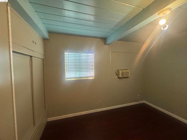2029 Highland Dr, Concord, CA 94520