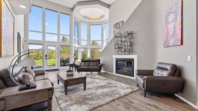 13001 S Fairway Ridge Ln, Spokane, WA 99224