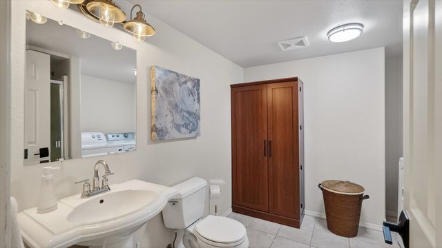 13001 S Fairway Ridge Ln, Spokane, WA 99224