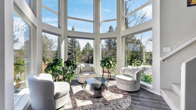 13001 S Fairway Ridge Ln, Spokane, WA 99224