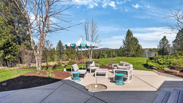 13001 S Fairway Ridge Ln, Spokane, WA 99224