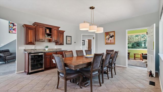 13001 S Fairway Ridge Ln, Spokane, WA 99224