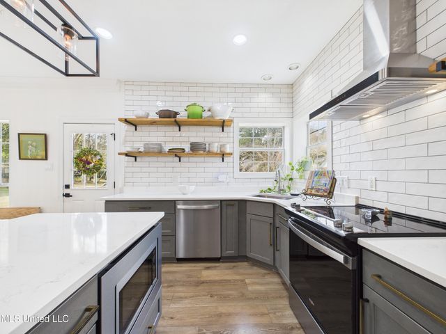 3843 Chaumont Circle, Ocean Springs, MS 39564