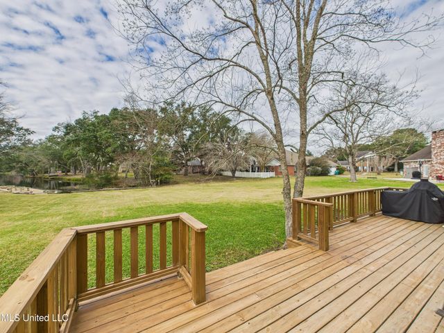 3843 Chaumont Circle, Ocean Springs, MS 39564