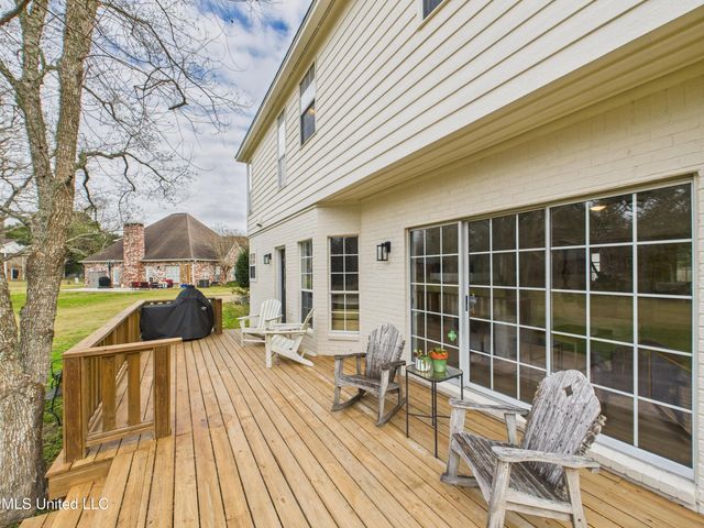 3843 Chaumont Circle, Ocean Springs, MS 39564