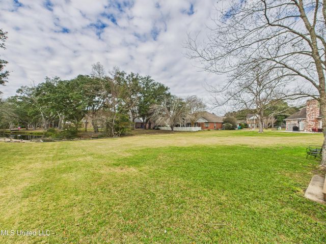 3843 Chaumont Circle, Ocean Springs, MS 39564