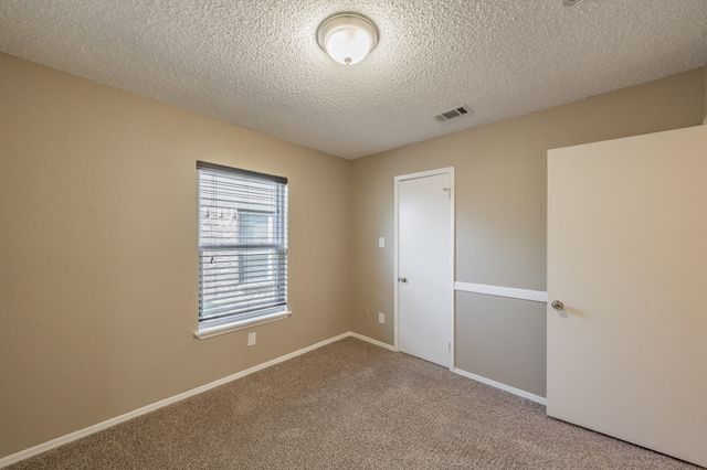 4109 Caldwell Avenue, The Colony, TX 75056