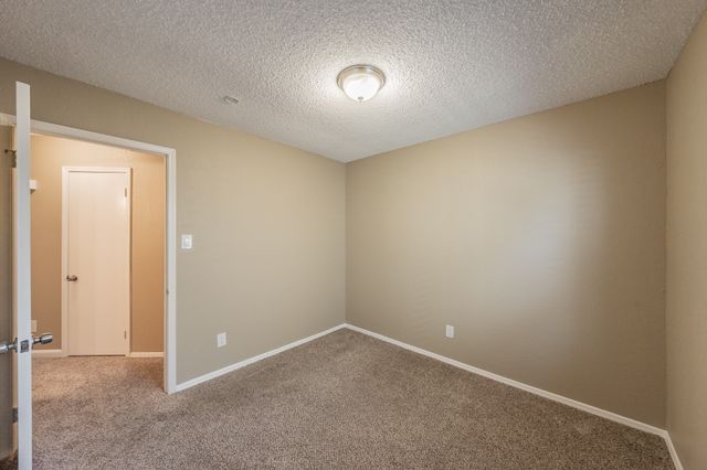 4109 Caldwell Avenue, The Colony, TX 75056