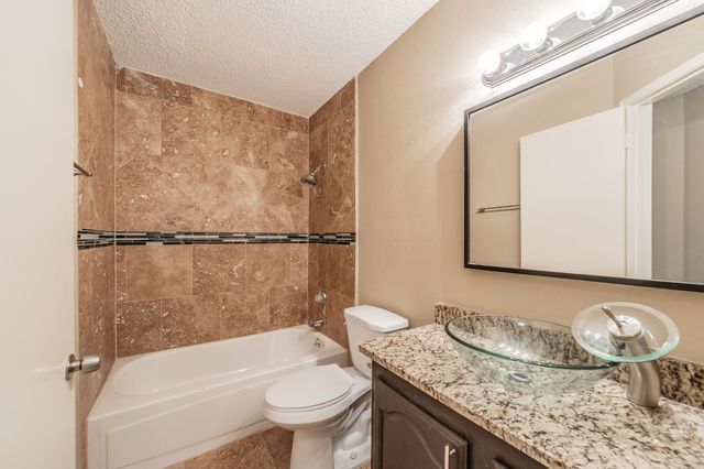 4109 Caldwell Avenue, The Colony, TX 75056