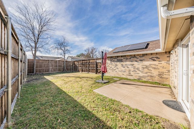 4109 Caldwell Avenue, The Colony, TX 75056