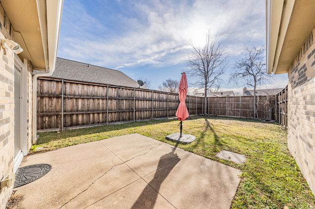 4109 Caldwell Avenue, The Colony, TX 75056