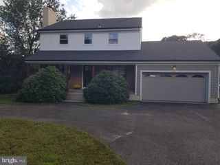 4 W KATHARINE AVE, Ocean View, NJ 08230