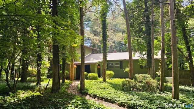 40 Oleson Drive, Southbury, CT 06488