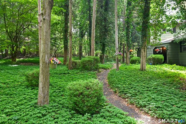 40 Oleson Drive, Southbury, CT 06488