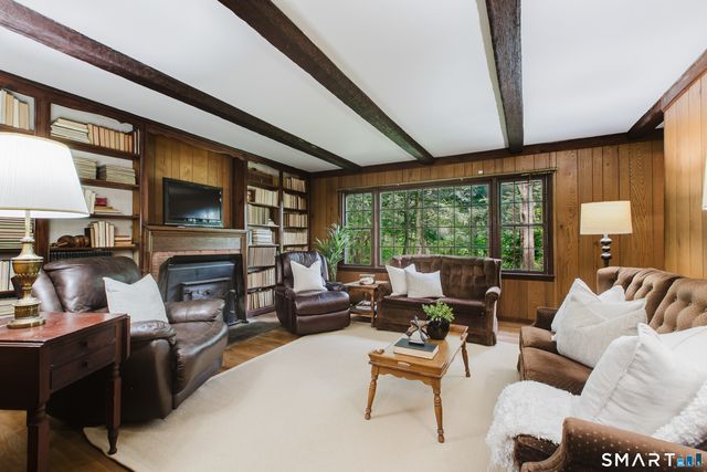 40 Oleson Drive, Southbury, CT 06488