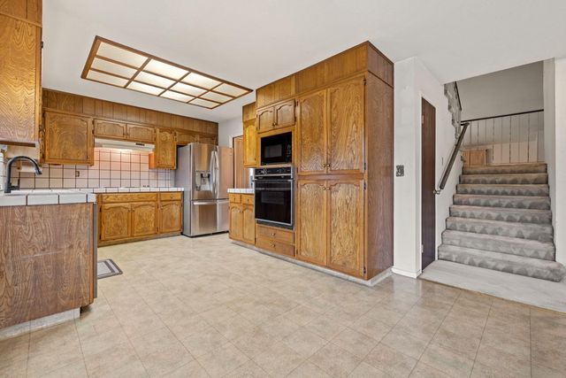 1737 Bingham Ln, Manteca, CA 95336