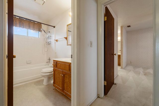 1737 Bingham Ln, Manteca, CA 95336