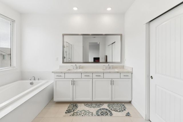 7649 Ocean Park Dr, Antelope, CA 95843
