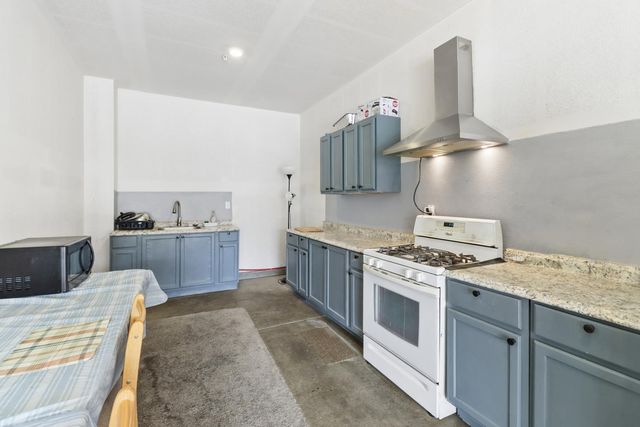 7649 Ocean Park Dr, Antelope, CA 95843