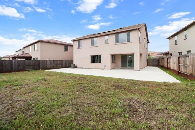 7649 Ocean Park Dr, Antelope, CA 95843