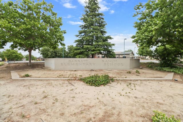 7649 Ocean Park Dr, Antelope, CA 95843
