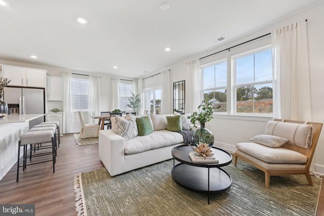 108 TRELLIS VIEW LN, Winchester, VA 22602