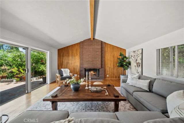 10106 Petit, North Hills, CA 91343