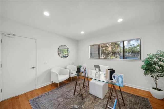 10106 Petit, North Hills, CA 91343