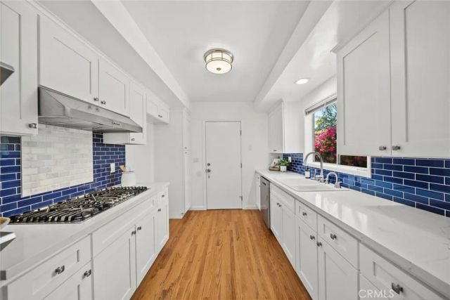 10106 Petit, North Hills, CA 91343