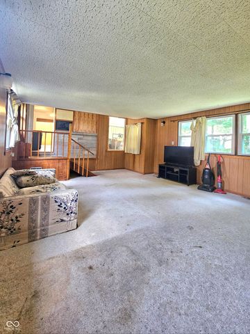 7440 Griffith Road, Indianapolis, IN 46227