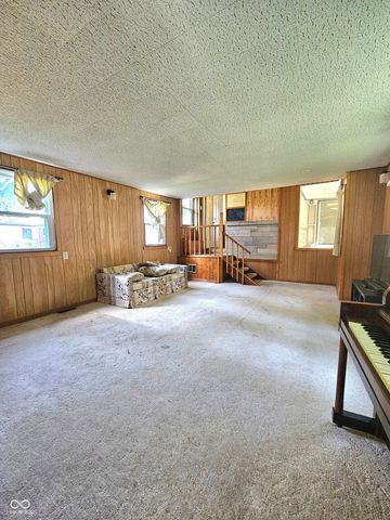 7440 Griffith Road, Indianapolis, IN 46227