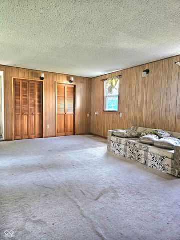 7440 Griffith Road, Indianapolis, IN 46227