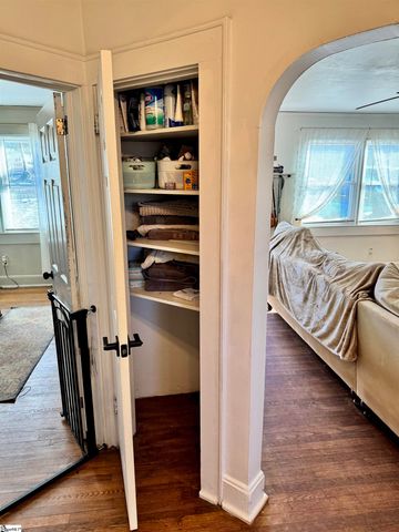 102 Mcmakin Drive, Greenville, SC 29617