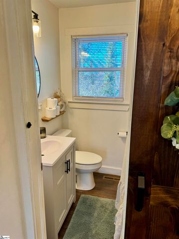 102 Mcmakin Drive, Greenville, SC 29617