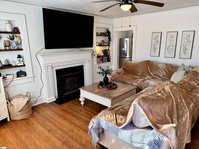 102 Mcmakin Drive, Greenville, SC 29617